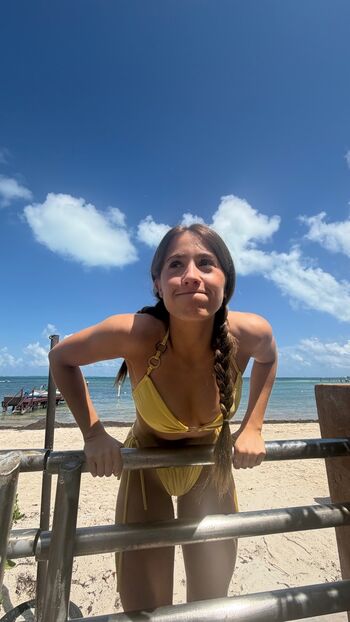 Full leaked Isafernandezz private onlyfans photo