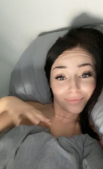 Full leaked Itskennyhoney private onlyfans photo