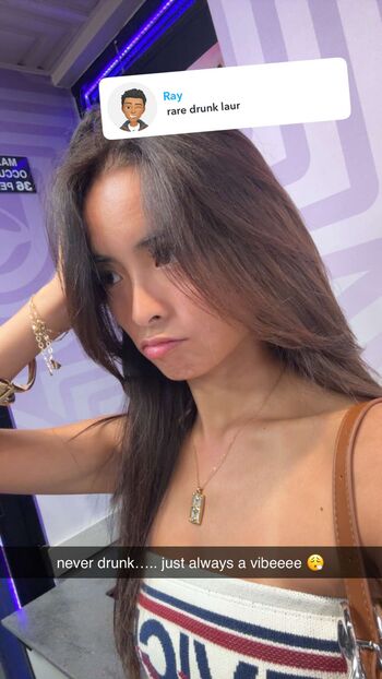 Full leaked Itslaaurr page private onlyfans photo