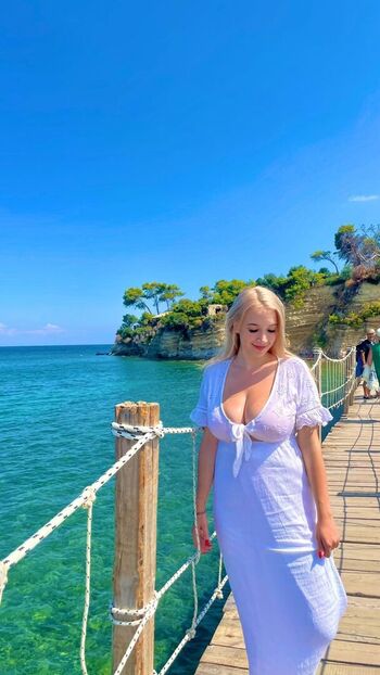 Full leaked Iunia feurdean private onlyfans photo