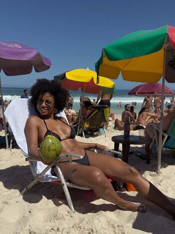 Full leaked Ivi pizzott private onlyfans photo