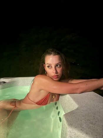 Full leaked Izzybizzyspider private onlyfans photo