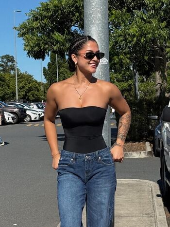 Full leaked Izzyflannery private onlyfans photo