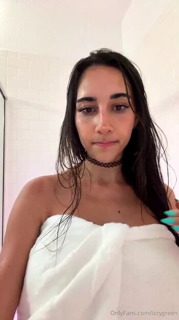 Full leaked Izzygreen private onlyfans photo