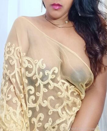 Full leaked Jaanu aunty private onlyfans photo