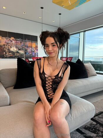 Full leaked Jameliz private onlyfans photo
