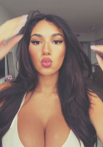jasmine_lillyyyy