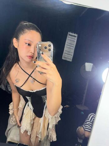 Full leaked Jennie blkpik private onlyfans photo