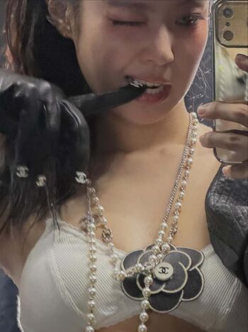 Full leaked Jennie blkpik private onlyfans photo