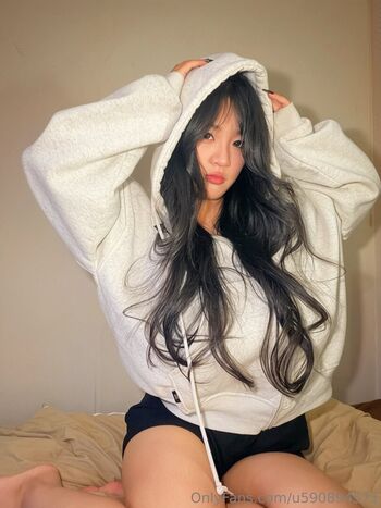Jenny Hwang