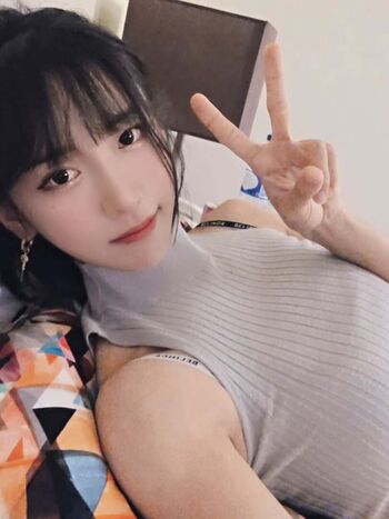 Full leaked Jinnytty private onlyfans photo