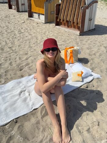 Full leaked Julemariep private onlyfans photo