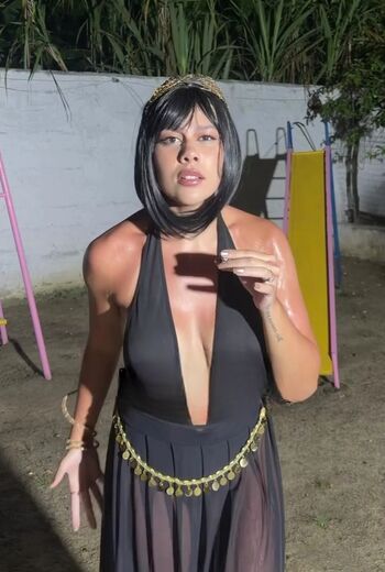 Julia Alvarenga