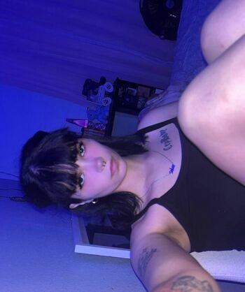 Full leaked Julia graham private onlyfans photo