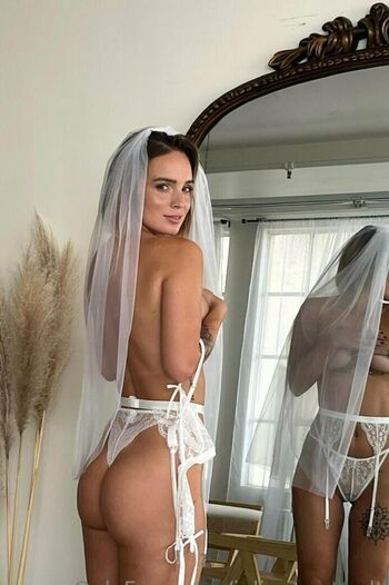 Full leaked Julia rmmelt private onlyfans photo