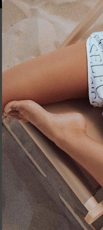 Full leaked Julia wieniawa page private onlyfans photo