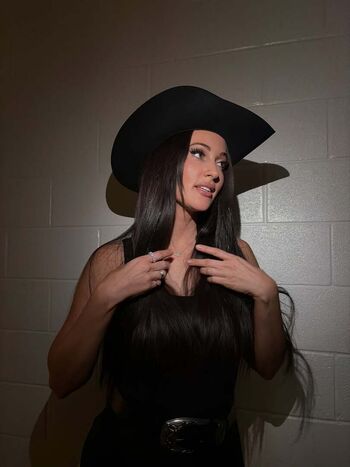 Full leaked Kacey musgraves private onlyfans photo