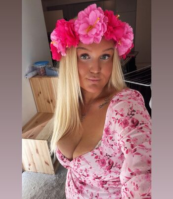 Full leaked Karolina nilsson private onlyfans photo