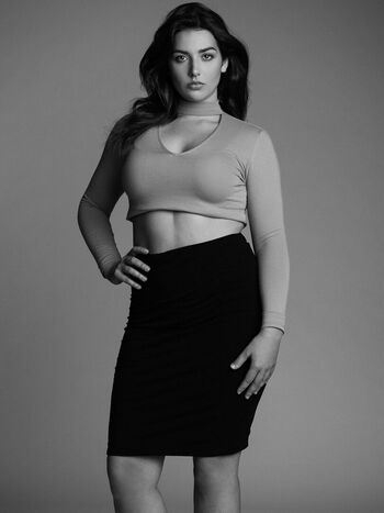 Full leaked Katelavrentios private onlyfans photo