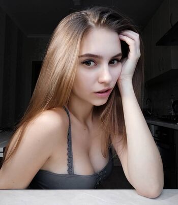 Full leaked Katuhamelnyk private onlyfans photo