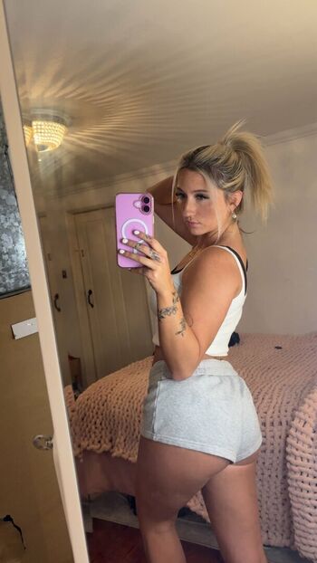 Full leaked Kayla renee private onlyfans photo