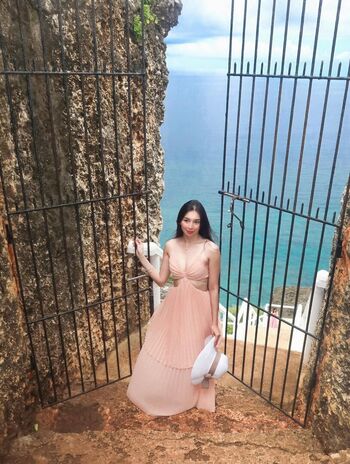 Full leaked Keanalouisedeleon page private onlyfans photo