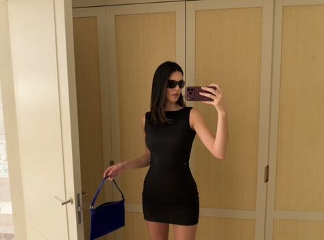 Full leaked Kendall jenner private onlyfans photo