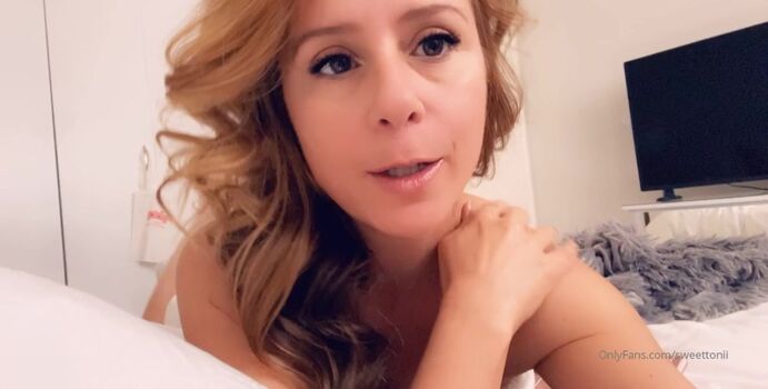 Full leaked Kerry b private onlyfans photo
