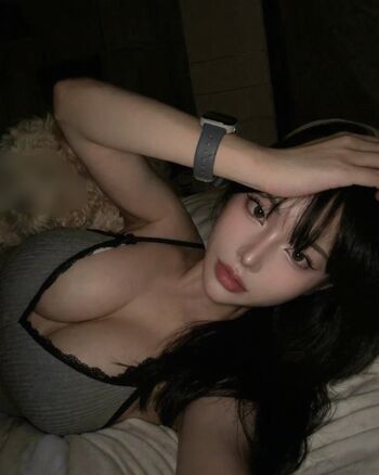 Full leaked Kimnoeul private onlyfans photo