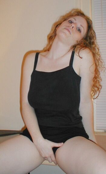 Kira The Little Redhead