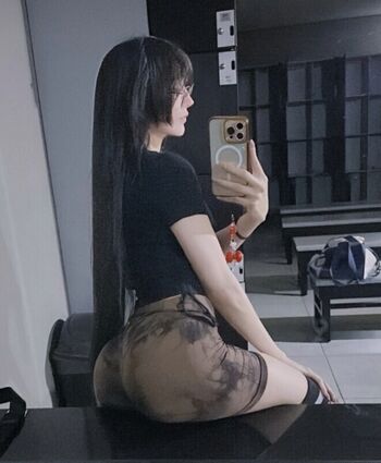 Full leaked Kouryam private onlyfans photo