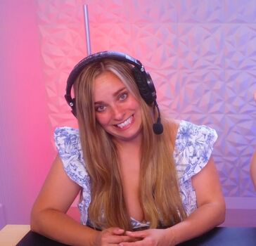 Kristen Stephensonpino