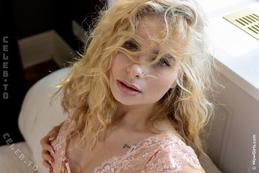 Full leaked Ksenia k private onlyfans photo
