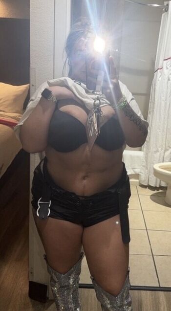 Full leaked Kxclusivexxx private onlyfans photo