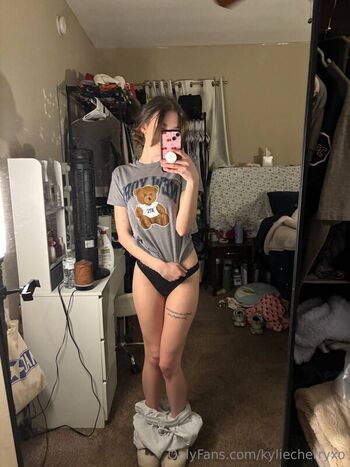 Full leaked Kyliecherryxo private onlyfans photo