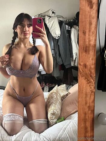 kyliecruuzz