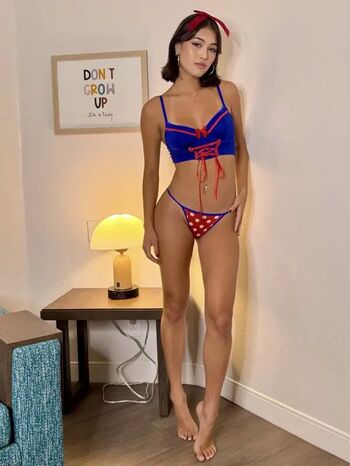 Full leaked Kylin milan page private onlyfans photo
