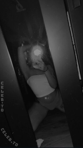Full leaked L ittlequeen private onlyfans photo