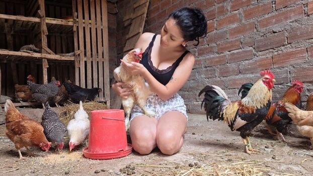 Full leaked La criadora de gallinas private onlyfans photo