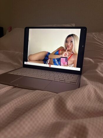 Full leaked Larissa private onlyfans photo