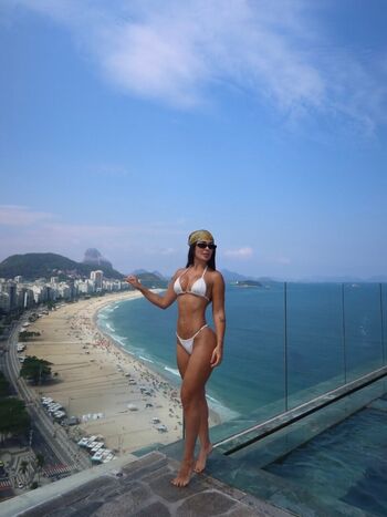 Larissa Santos