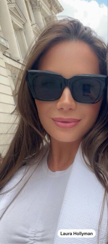 Full leaked Laura hollyman page private onlyfans photo