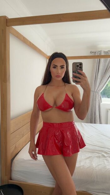 Full leaked Laura hollyman private onlyfans photo
