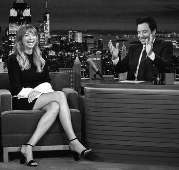 Full leaked Lauren lapkus private onlyfans photo