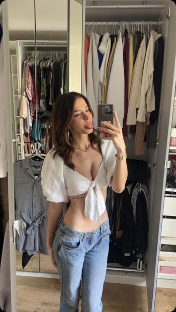 Full leaked Lea elui private onlyfans photo