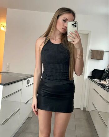 Full leaked Lea katharina private onlyfans photo