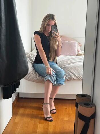 Full leaked Lea katharina private onlyfans photo