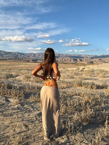 Full leaked Leah halton page private onlyfans photo