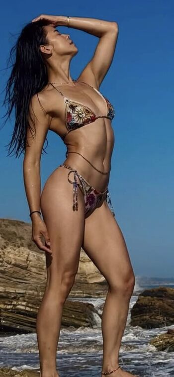 Full leaked Leah lewis private onlyfans photo