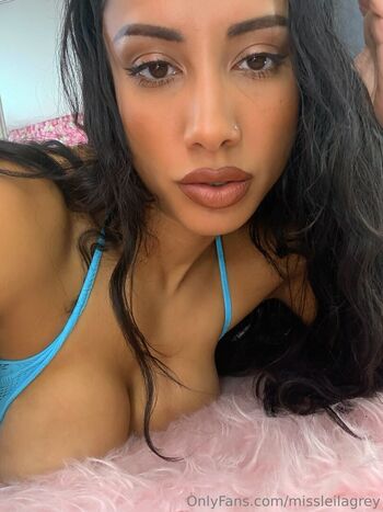 Full leaked Leila grey page private onlyfans photo